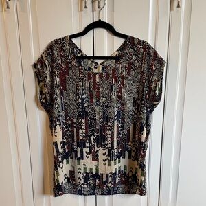 Pleione navy, burgundy & cream short sleeve patterned top